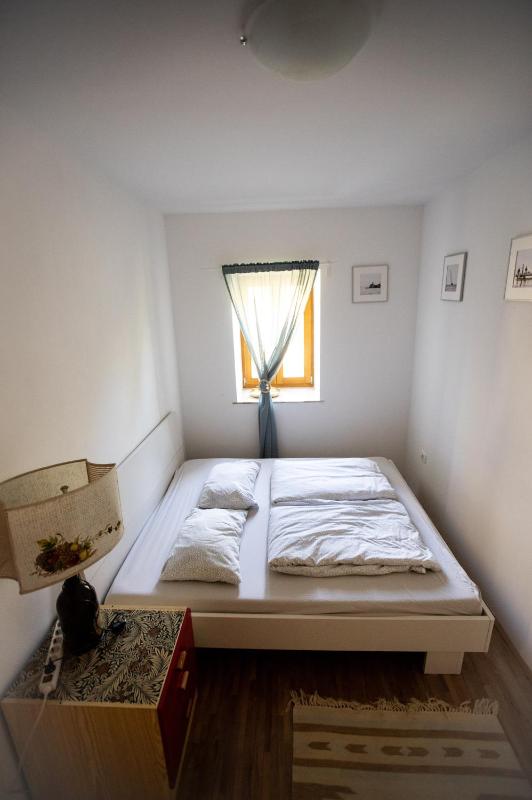 Apartment image 3