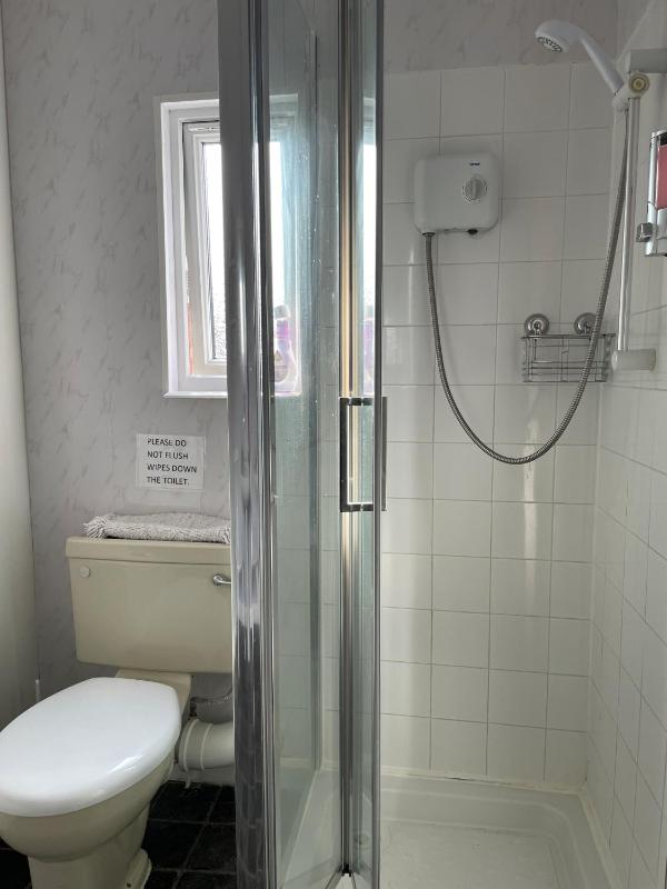 Whiteways Guest House - image 43