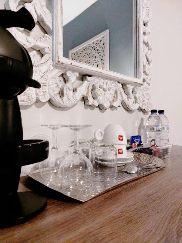 King Room image 4