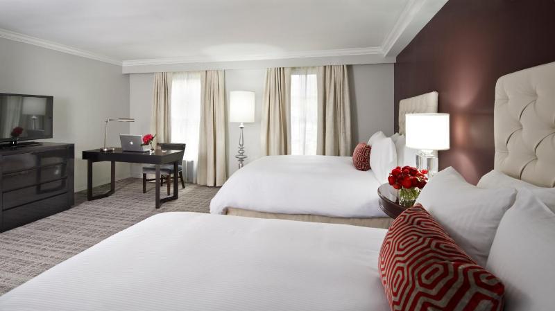 Queen Room with Two Queen Beds - Mobility/Hearing Accessible with Roll-In Shower image 4