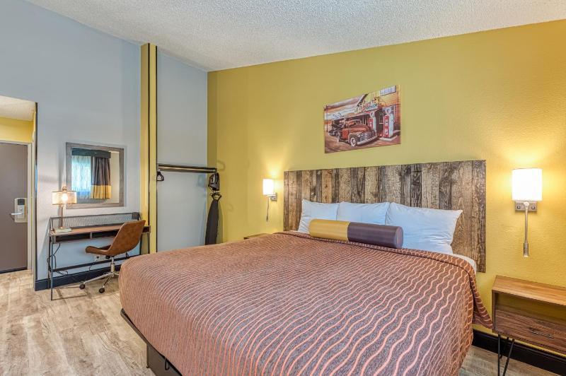 La Mirage Inn - Hollywood - image 10