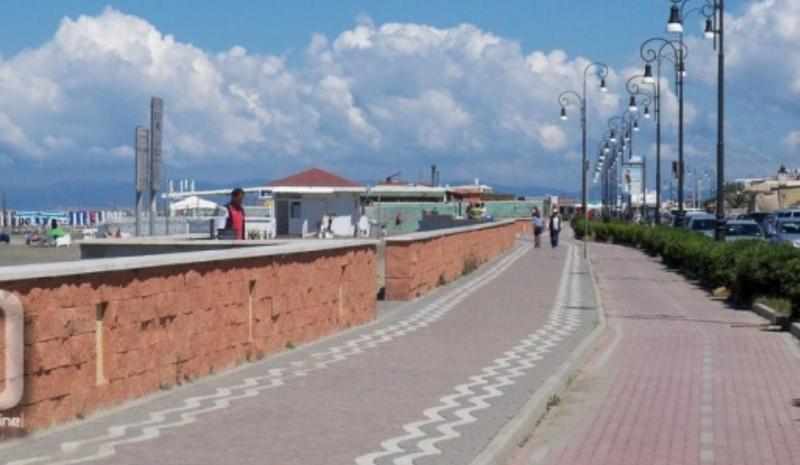 Fiumicino beach - image 10