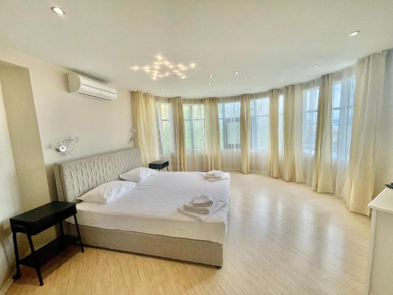 Luxury House on Buzhaka - image 10
