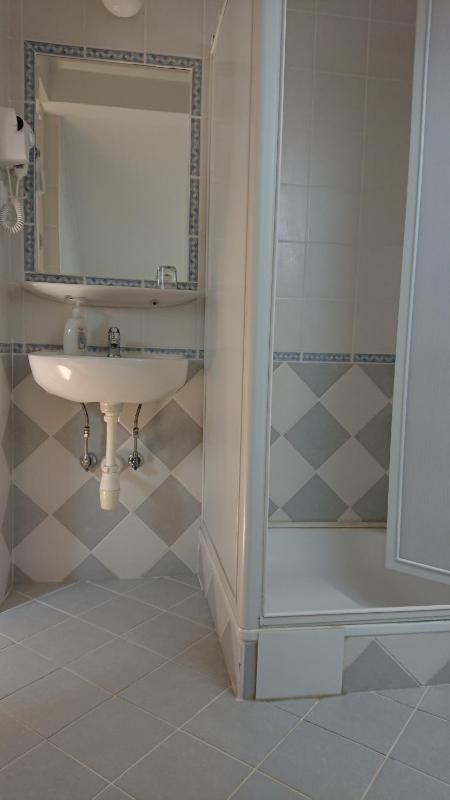 Single Room image 1