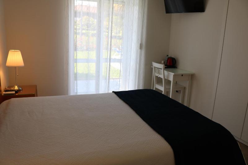 Superior Double Room image 3