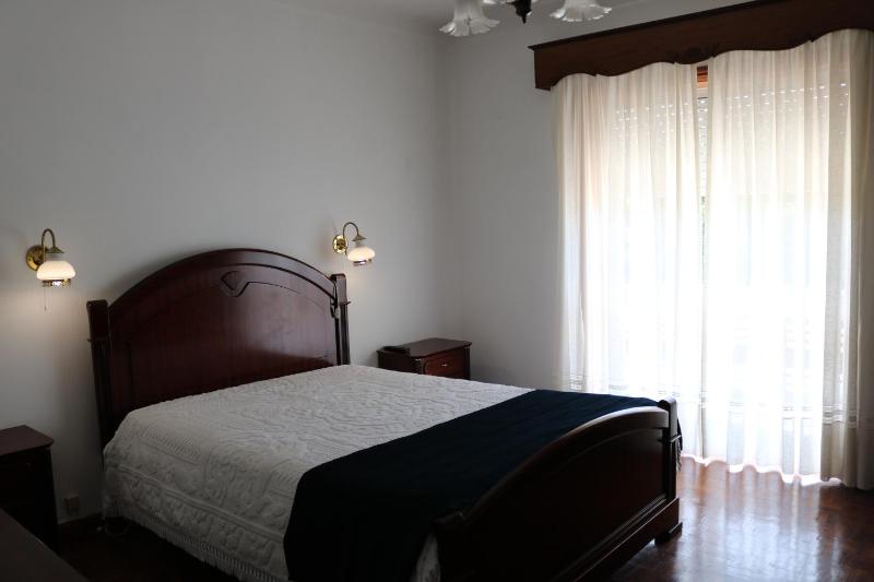 Family Room image 1