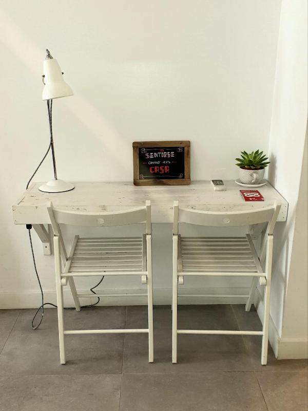 Studio with Kitchenette image 2
