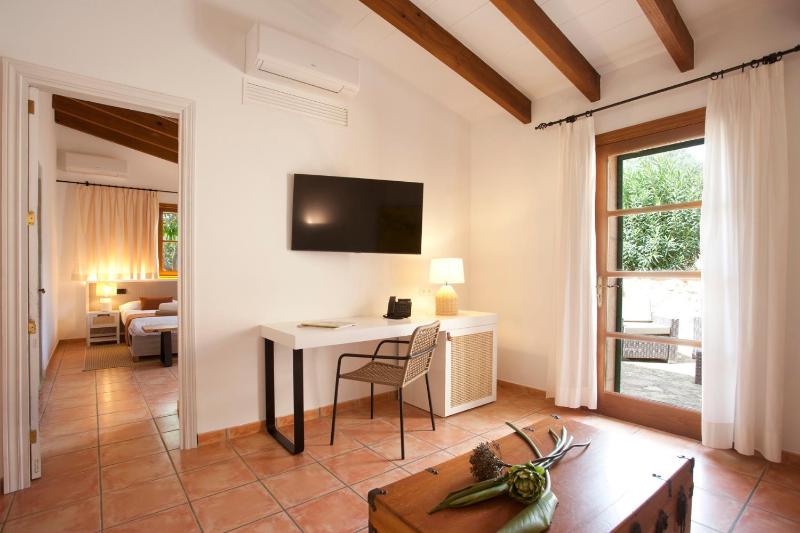 Suite with Terrace image 3