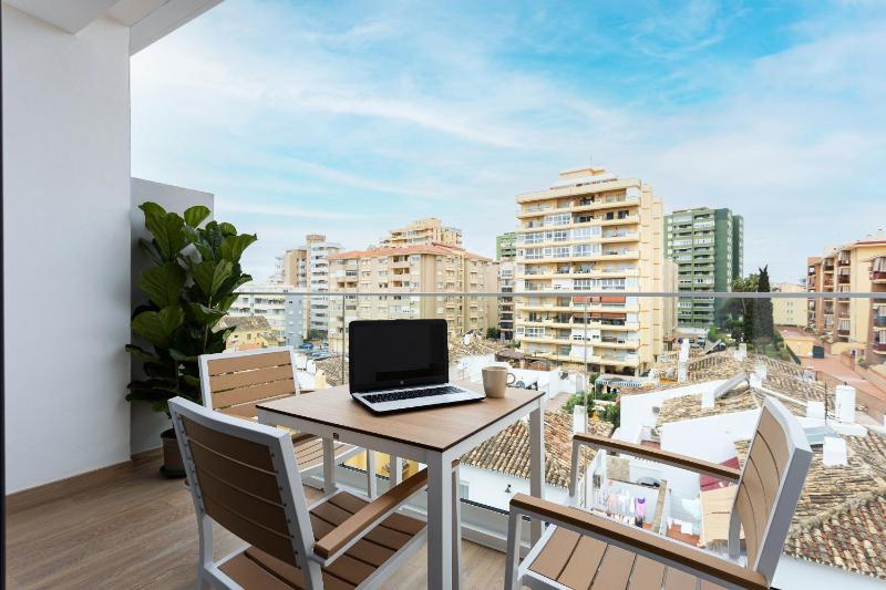 Caleyro Boutique Apartments - 