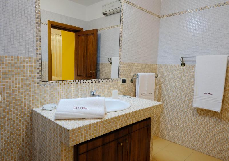 Suite with Garden View image 3