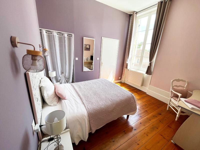Double Room image 1