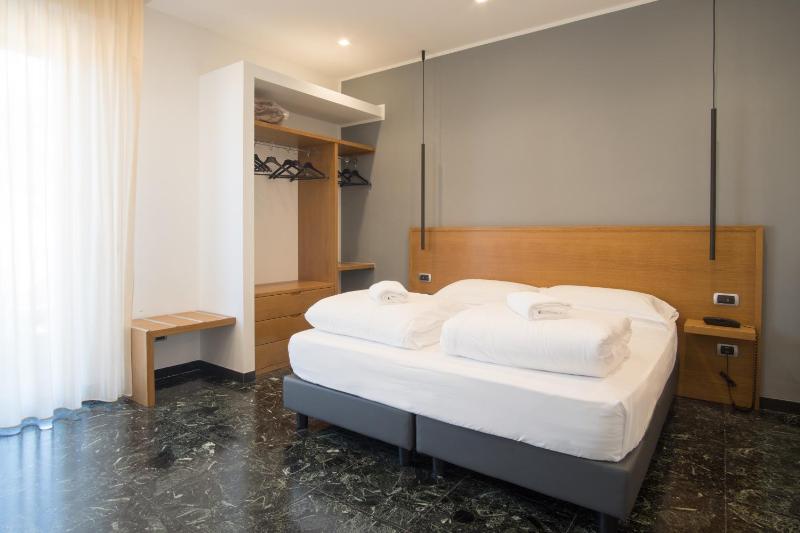 Superior Double or Twin Room image 2