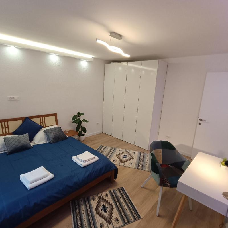 Apartment Magnolia Old Town - image 3