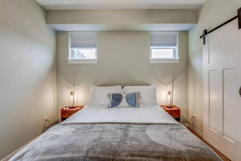 Three-Bedroom House image 3