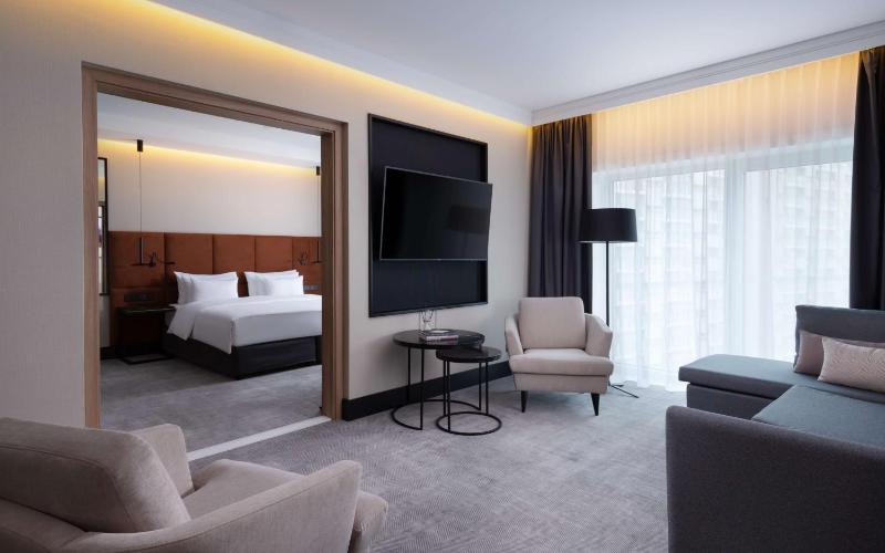 Suite with Lounge Access image 1