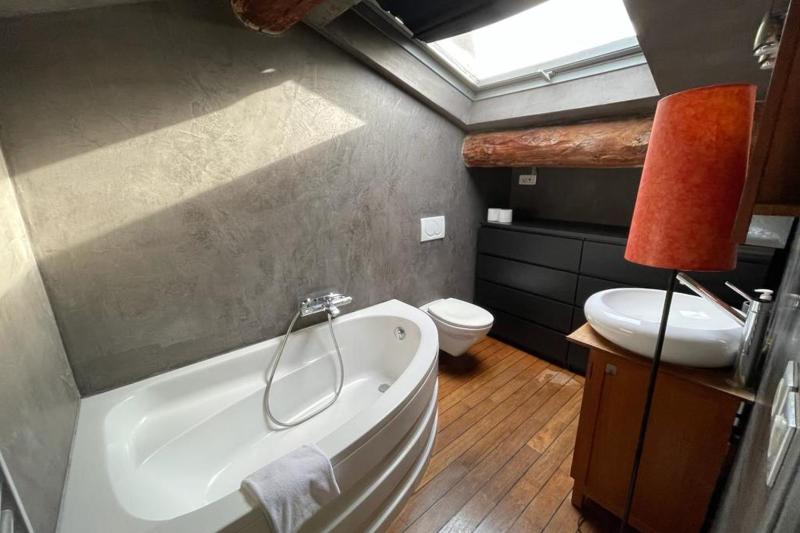 Riouffe 2 bedroom duplex apartment in the center of Cannes - image 5