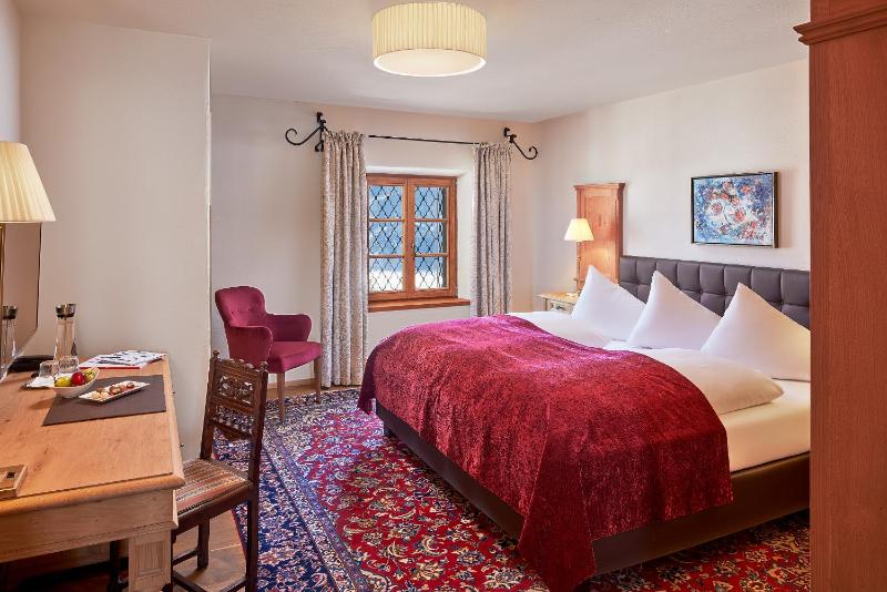 Standard Double Room image 1
