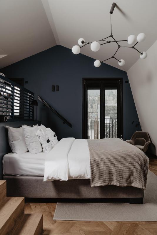Suite image 1