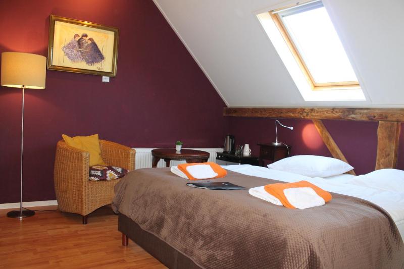 Small Double Room image 1