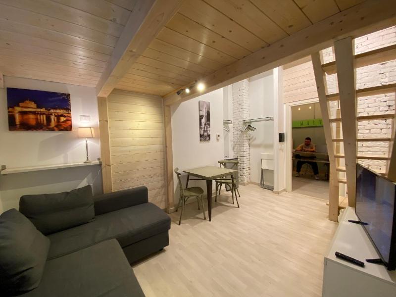Duplex Studio image 3