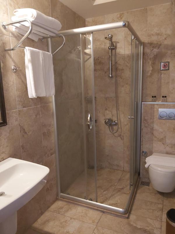Deluxe Double Room image 3