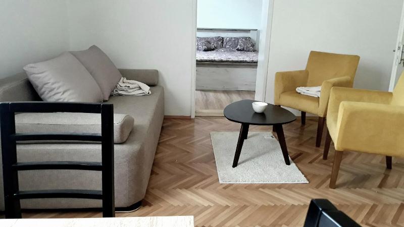 Apartman river side - image 16