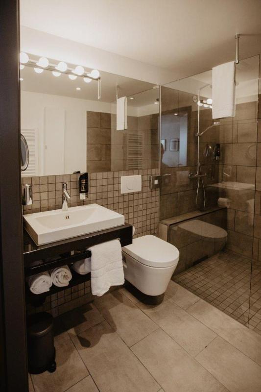 Superior Apartment image 4
