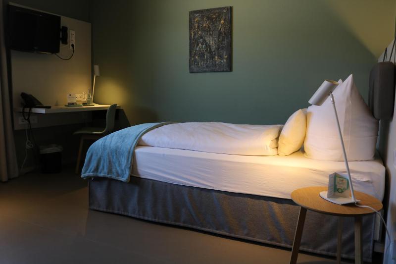 Superior Single Room image 3