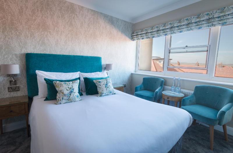 Standard Double Room with Inland View image 3