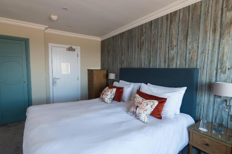 Standard Double Room with Sea View image 2