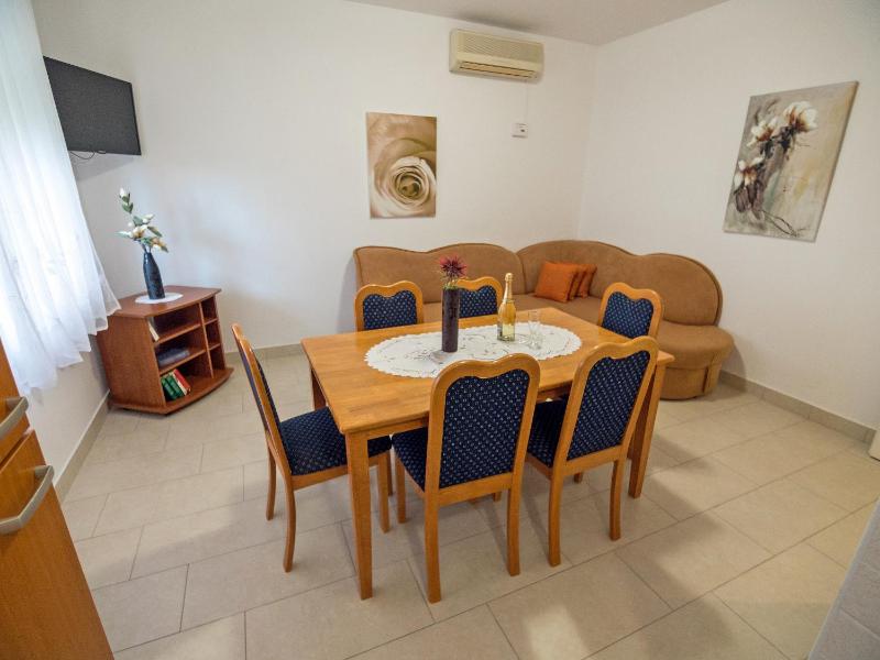 Apartments Bene - image 36