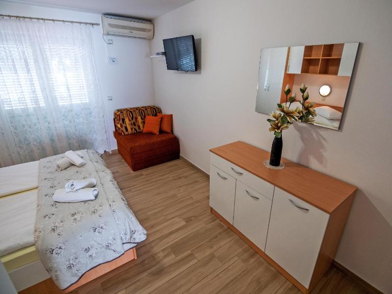 Apartments Bene - image 6