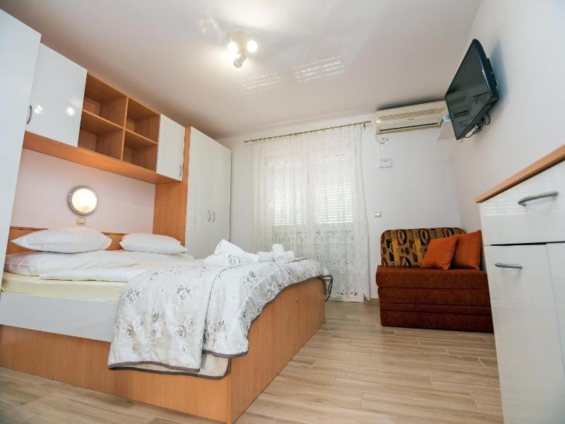 Apartments Bene - image 19