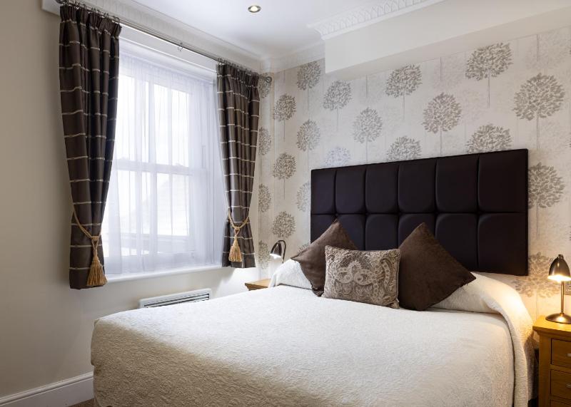 Double Room image 1