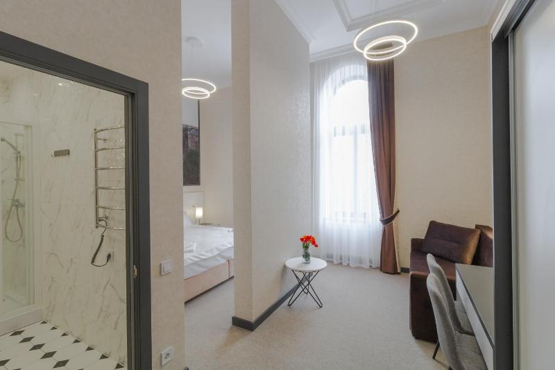 Opera Passage Hotel & Apartments - image 14