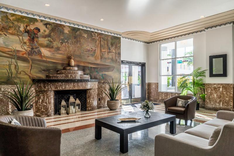 Essex House Hotel - image 3