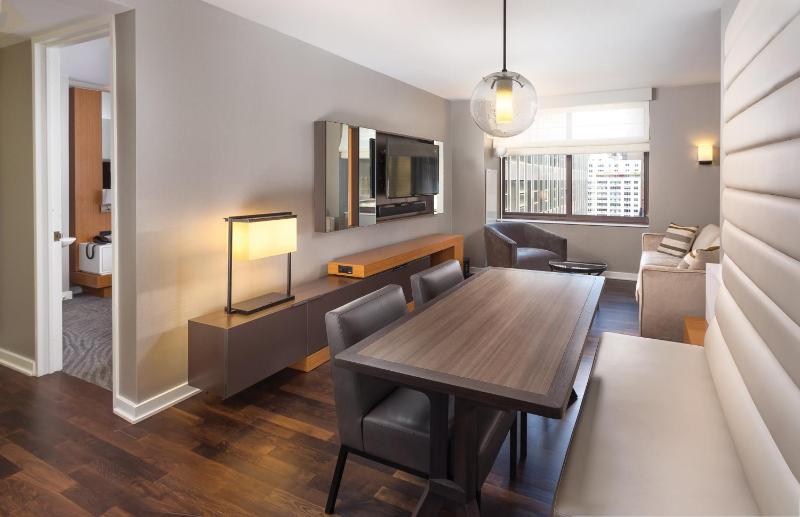 Wyndham Midtown 45 Hotel - image 12