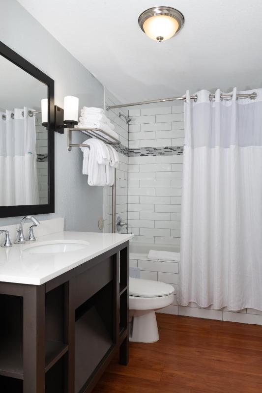 Club Wyndham Riverside Suites - image 7
