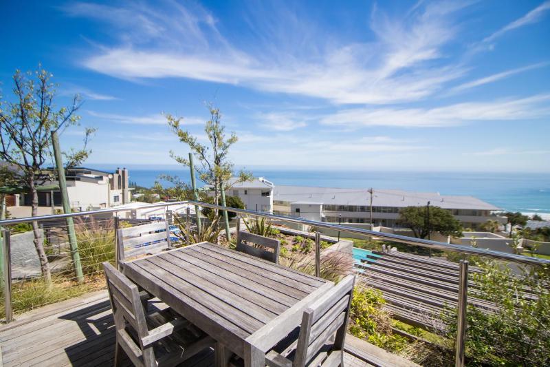 Camps Bay One Bedroom apartment - The Crystal - image 5