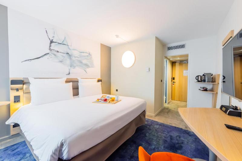 Privilege Double Room image 4