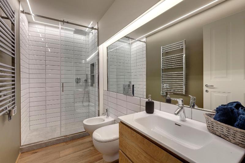 Turandot Apartment by Mamo Florence - image 6