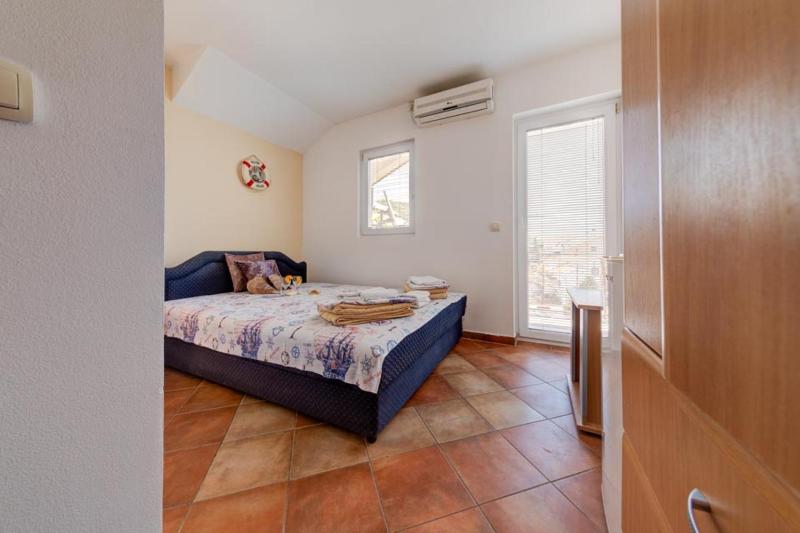 Sunny Grapes Apartments - image 7