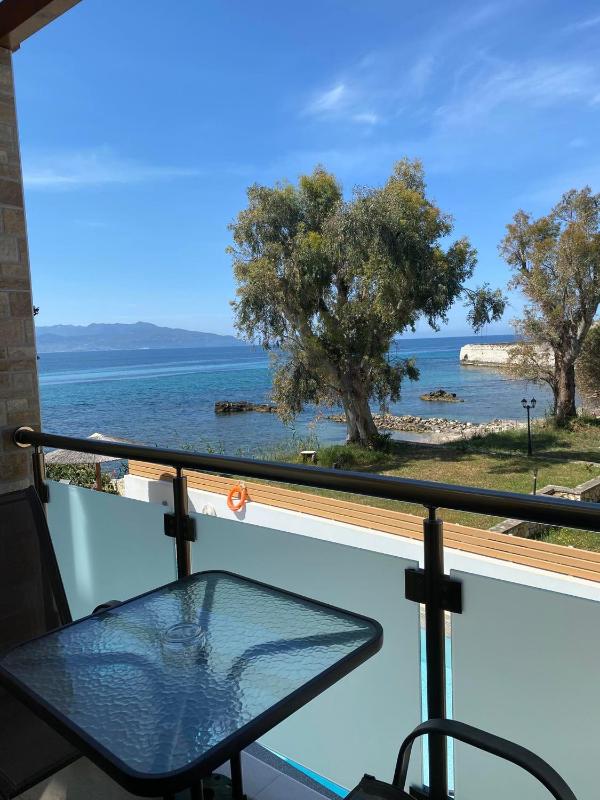 Apartment with Sea View image 2