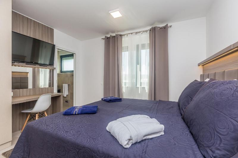 Villa Poseidon Rova by EL-PI TOURS - image 43