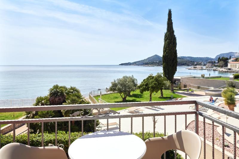 Superior Sea View Apartment image 1