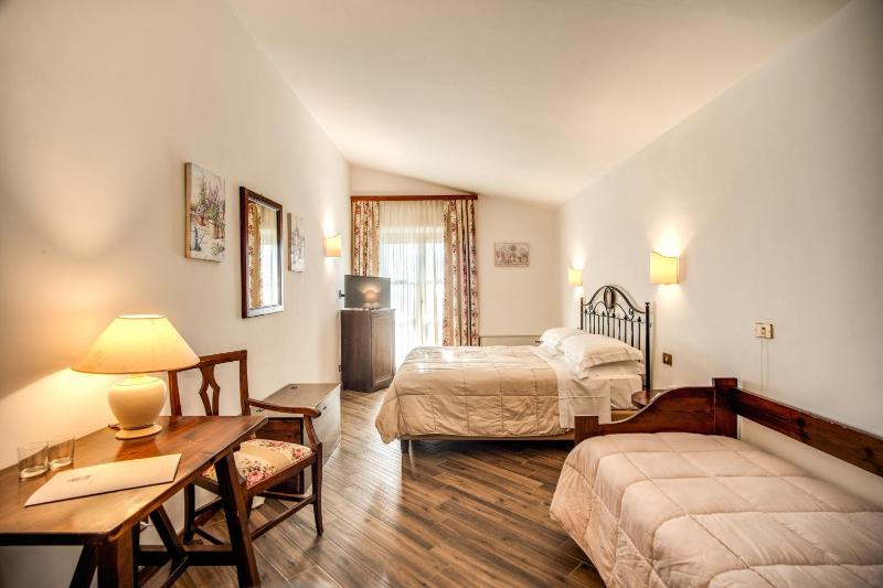 Triple Room image 1