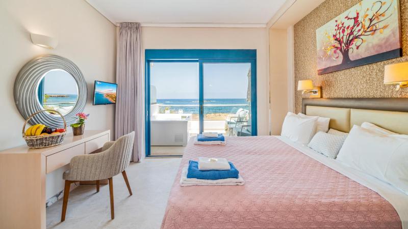 One-Bedroom Apartment with Panoramic Sea View & Hot Tub (2 Adults) image 2