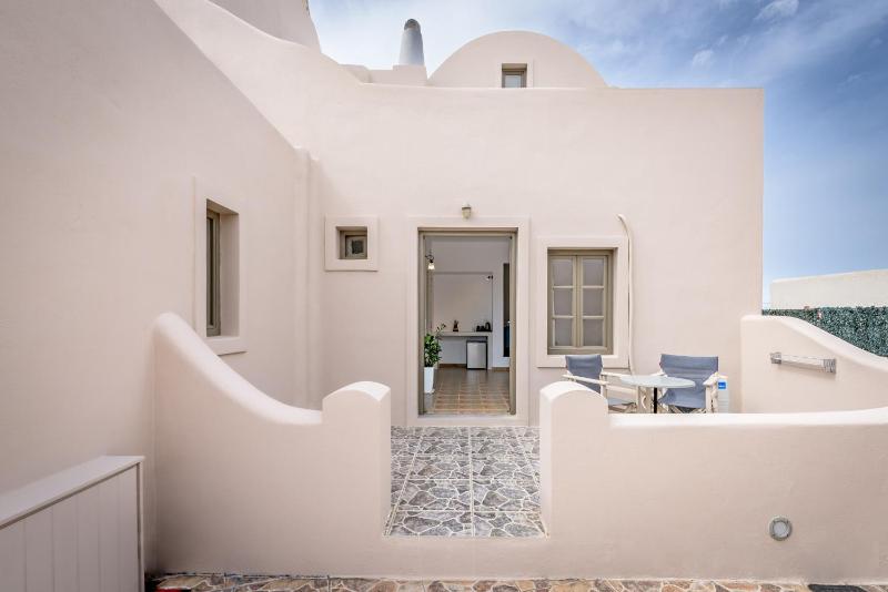 En Plo Boutique Suites - image 11