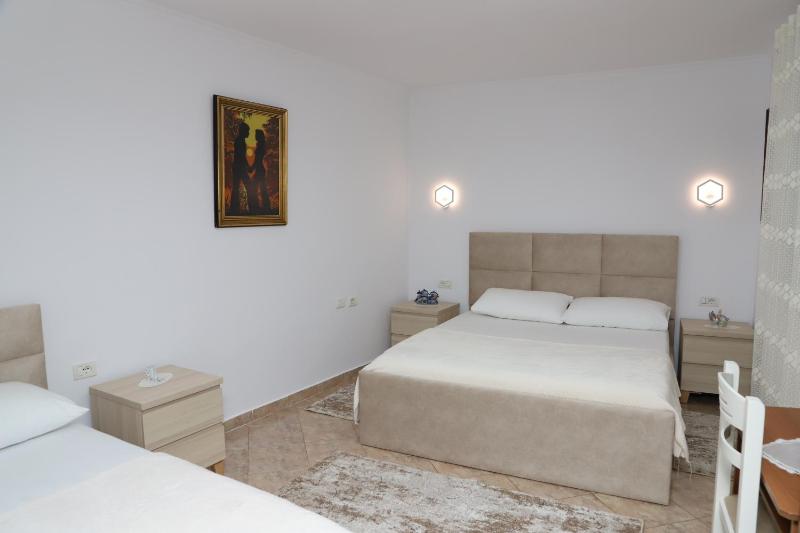 Downtown Apartment 2 - image 15