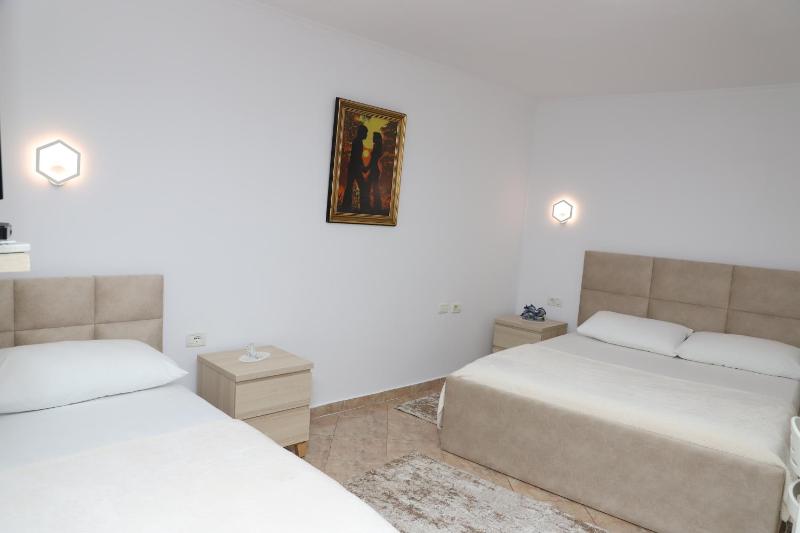 Downtown Apartment 2 - image 13